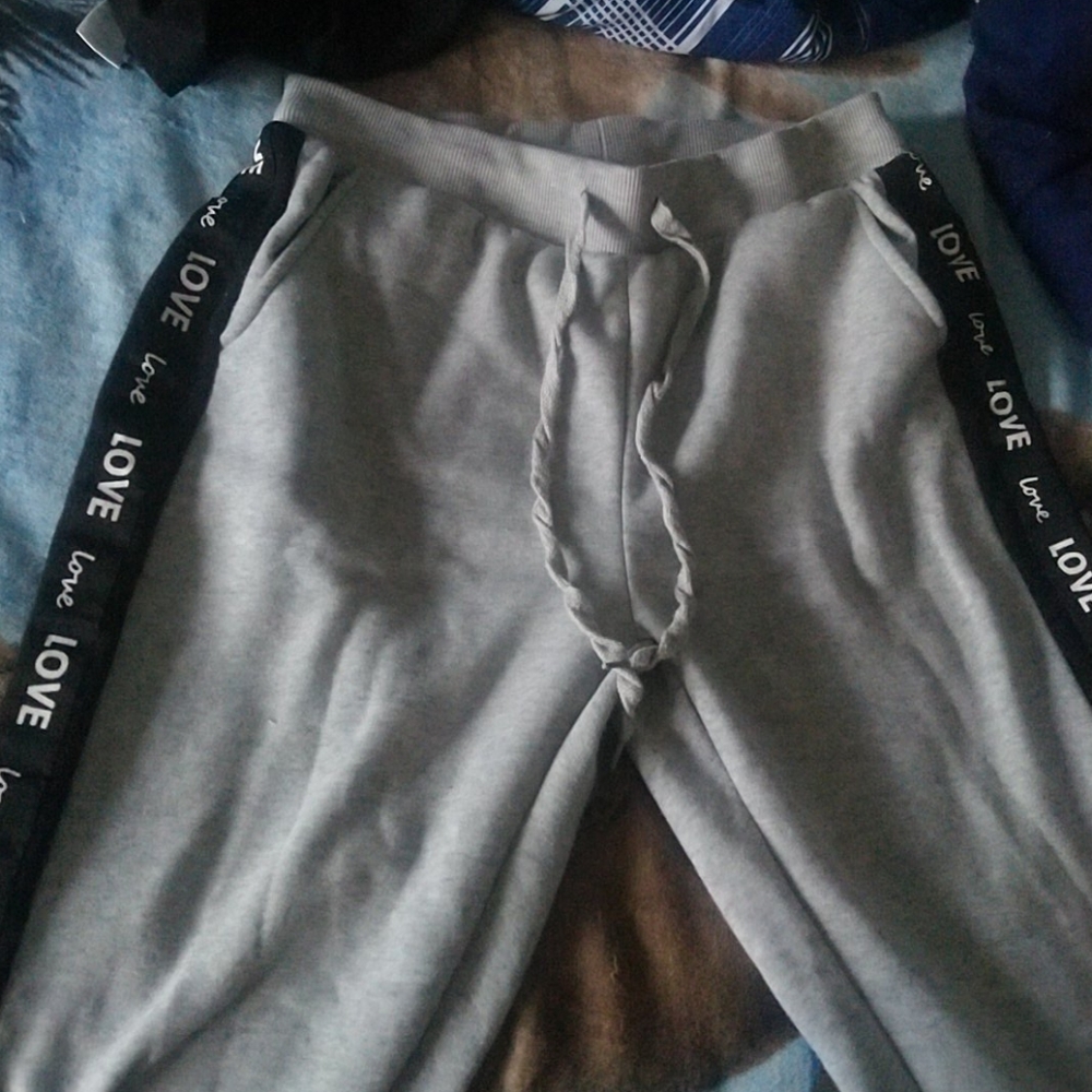 Women love design grey sweats